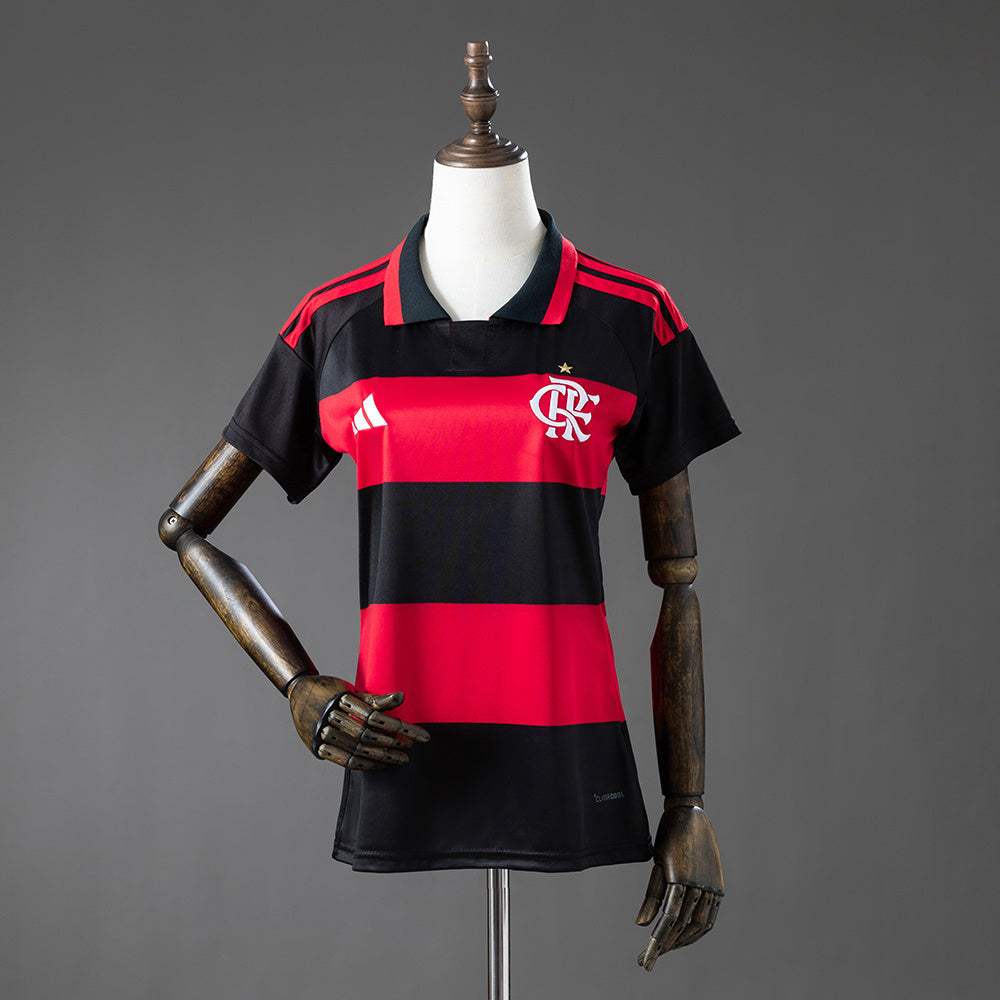Camisa feminina do Flamengo para a temporada 26/27.