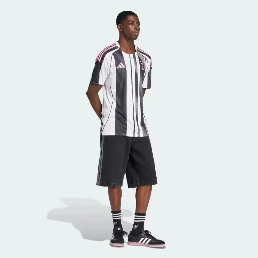 Camisa da Juventus Home 2025 - Preta e Branca