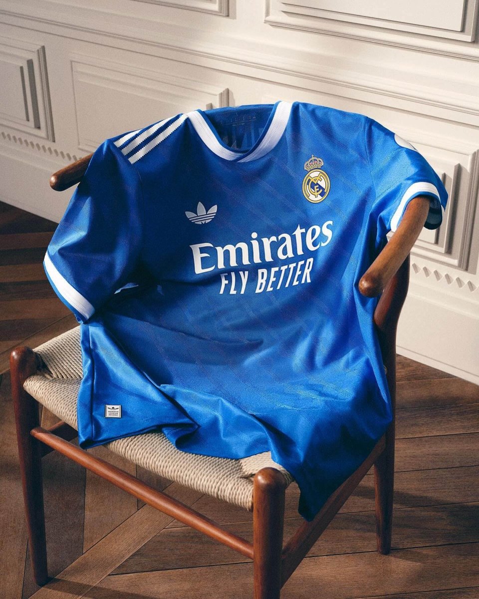 Camisa Real Madrid Away 2025/26