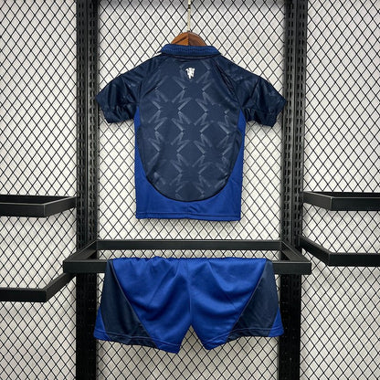 Kit Infantil Manchester United 24/25